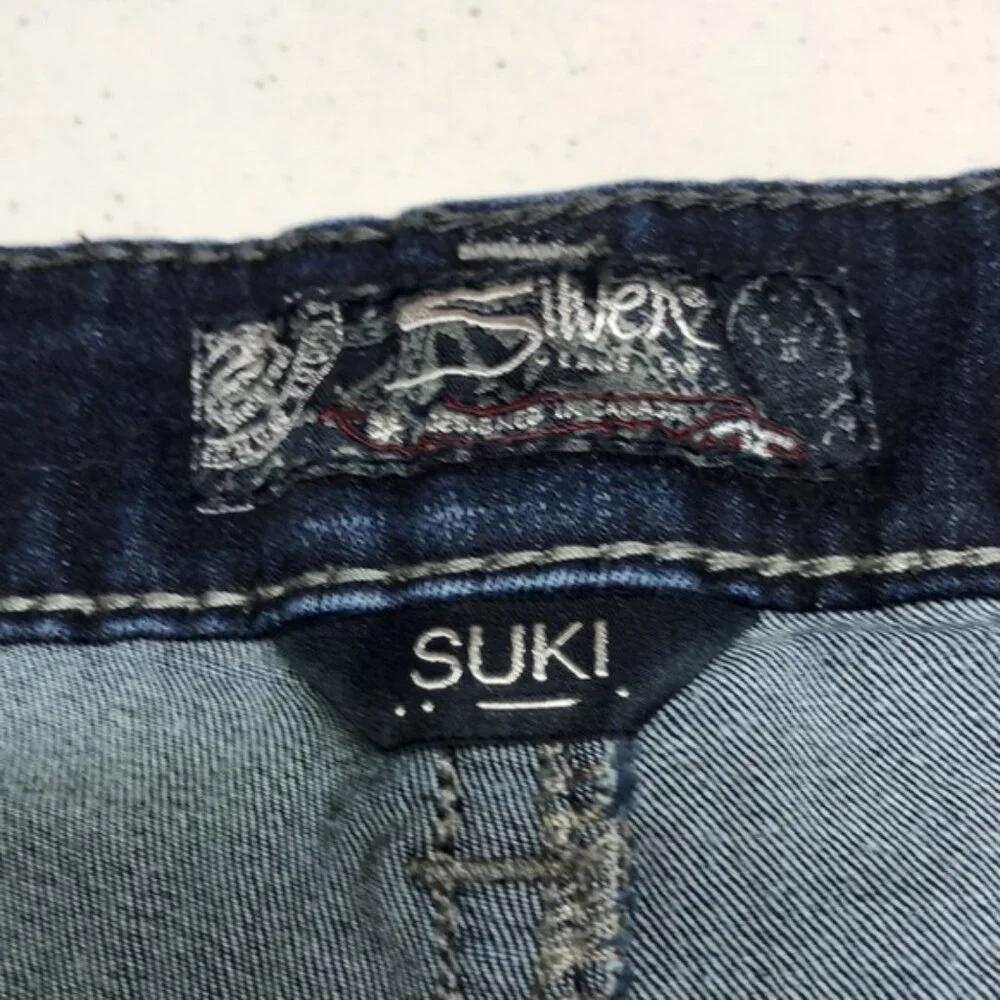 LIKE NEW SILVER SUKI HIGH SUPER SKINNY JEANS 36x31 ⭐️